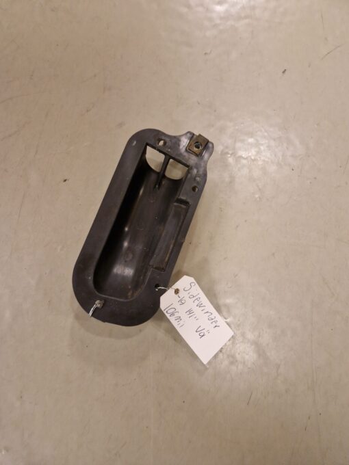 Plastdetalj Vänster Sidewinder -19