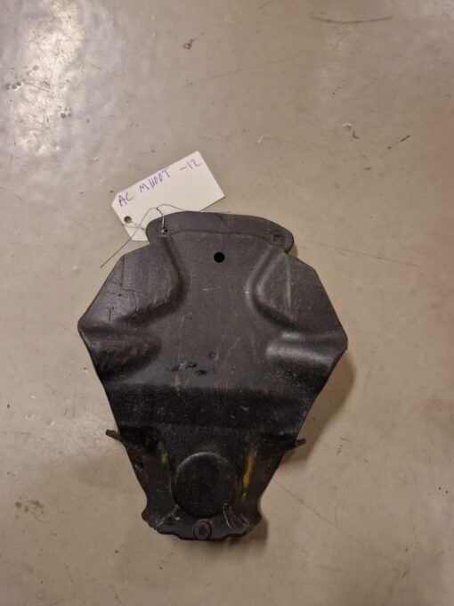 Plastdetalj Buk M1100T -12