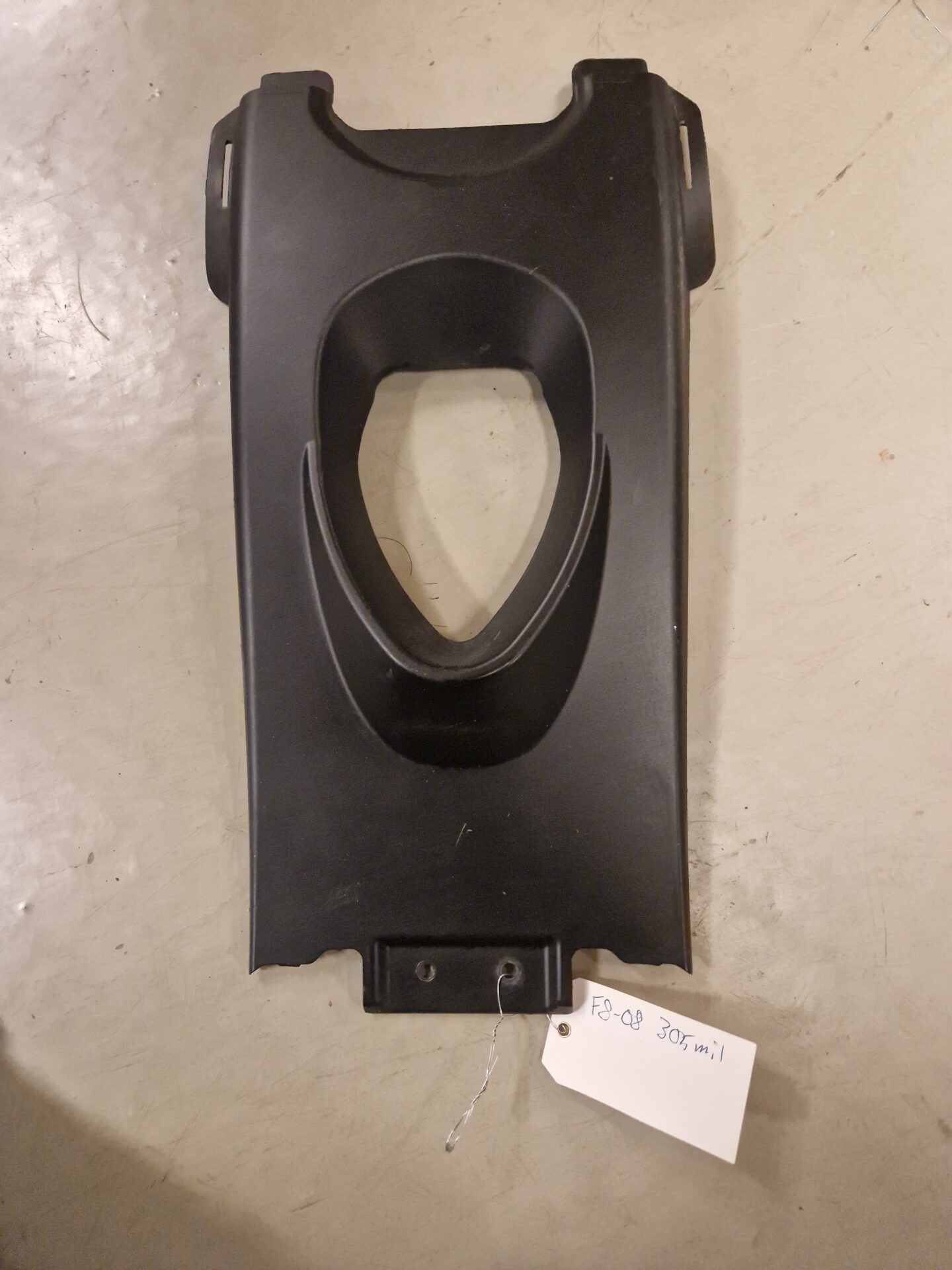 Plastdetalj F8 -08 – Kens Allmek