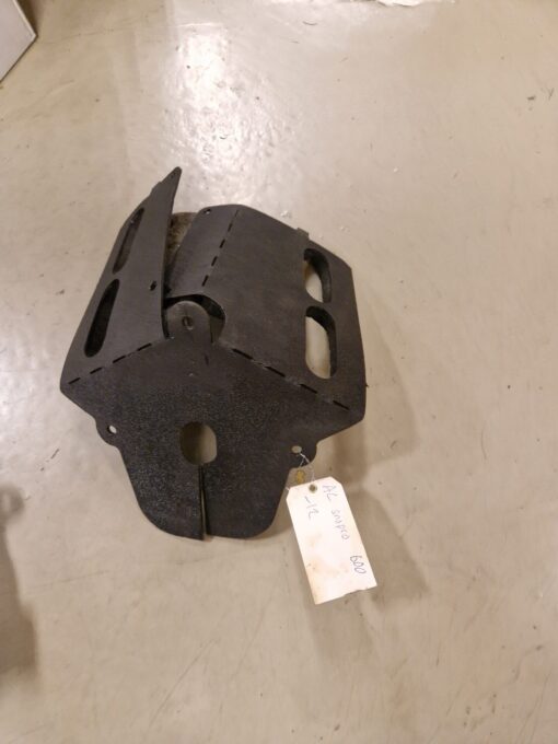 Plastdetalj SnoPro 600 -12