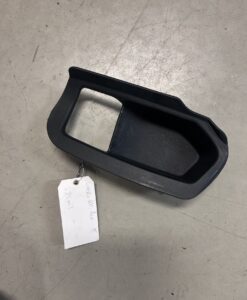 Hållare till Back Plast detalj Lynx 600ACE -15