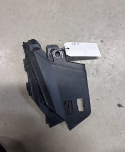 Plast detalj brevid styret BRP