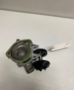 Alternative view of Pumphus med axel och pump